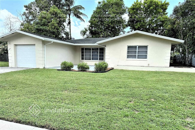 Building Photo - 859 Camellia Dr