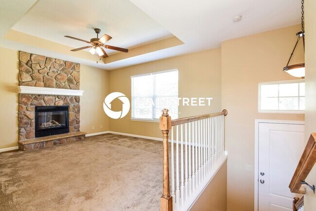 Building Photo - 3 Bedroom Pet-Friendly Home in Grain Valley, MO with Main Street Renewal