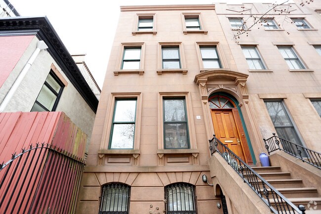 Foto del edificio - 248 Sackett St