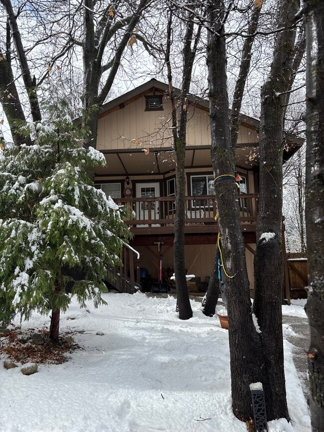 Building Photo - 309 Forest Cir