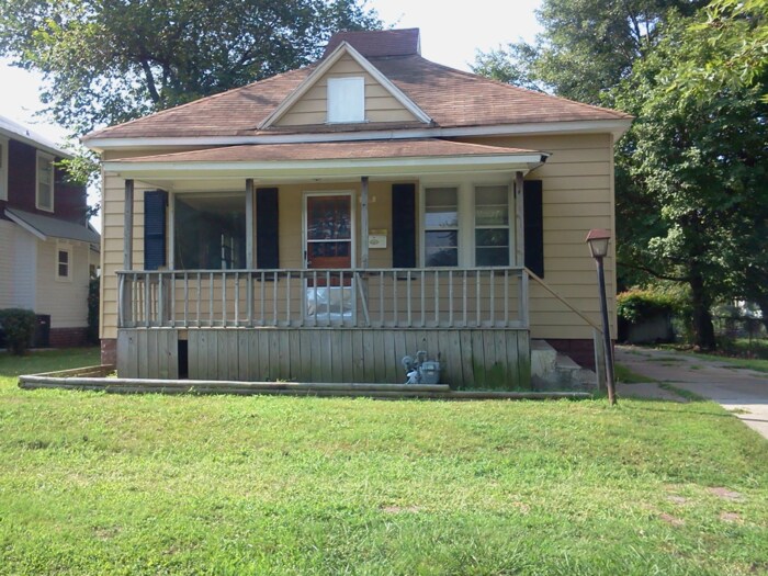 Primary Photo - 505 W 5th St