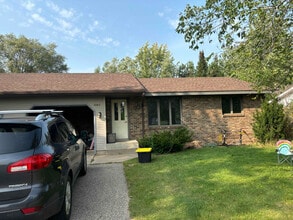 Building Photo - 3242 Larry Dr