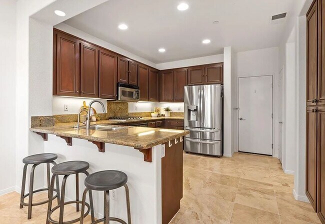 Kitchen - 6203 Verda Ln