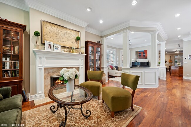 Foto del edificio - 829 W Oakdale Ave