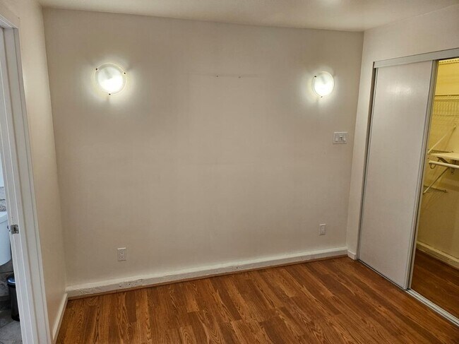 Foto del edificio - 20624 Kittridge St