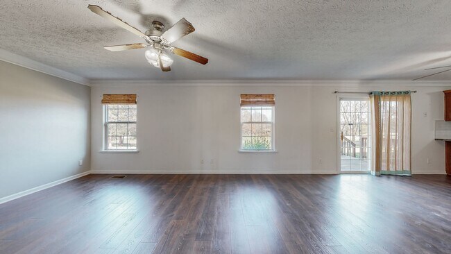 Building Photo - SPECIAL - HOUSE FOR RENT - MOVE IN TODAY