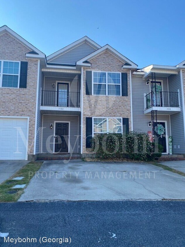 Primary Photo - 3 br, 2.5 bath House - 2060 Reserve Lane
