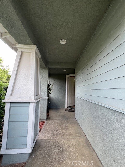 Building Photo - 4823 Lakerun Ct