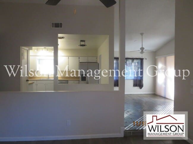 Building Photo - 3 br, 2 bath House - 700 Castlewood Drive