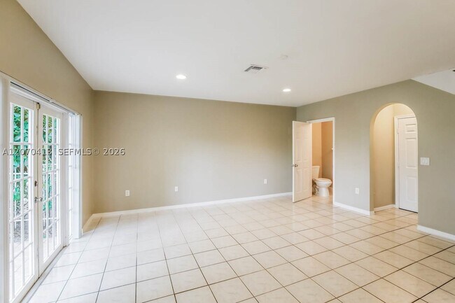 Foto del edificio - 7712 Highlands Cir