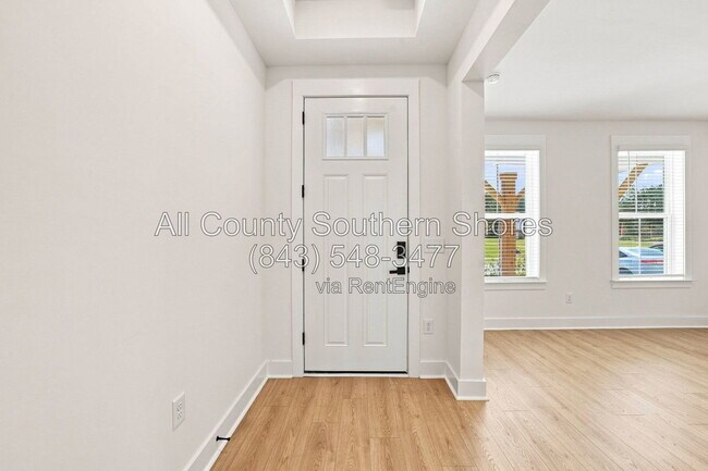 Foto del edificio - 3084 Claredon St
