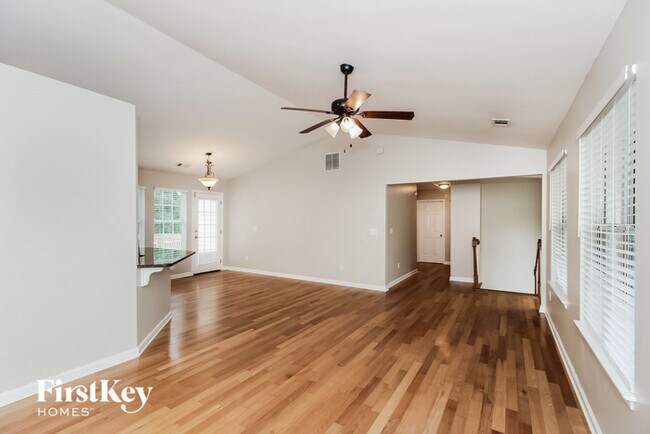 Building Photo - 8025 Ivyshaw Dr