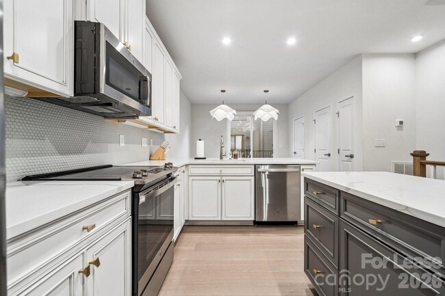 Building Photo - 1310 Gleason Wy