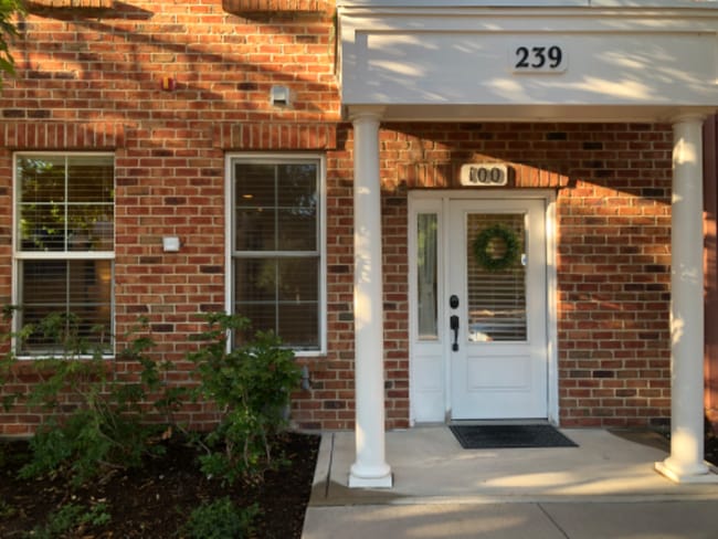 Foto del edificio - 239 E Fountain Blvd
