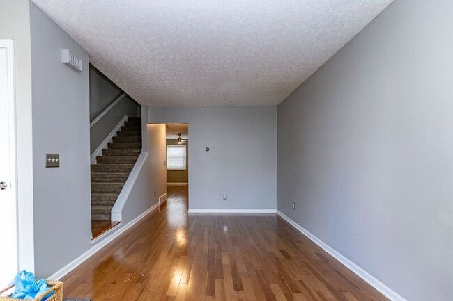 Foto del edificio - 1098-1100 Highland St