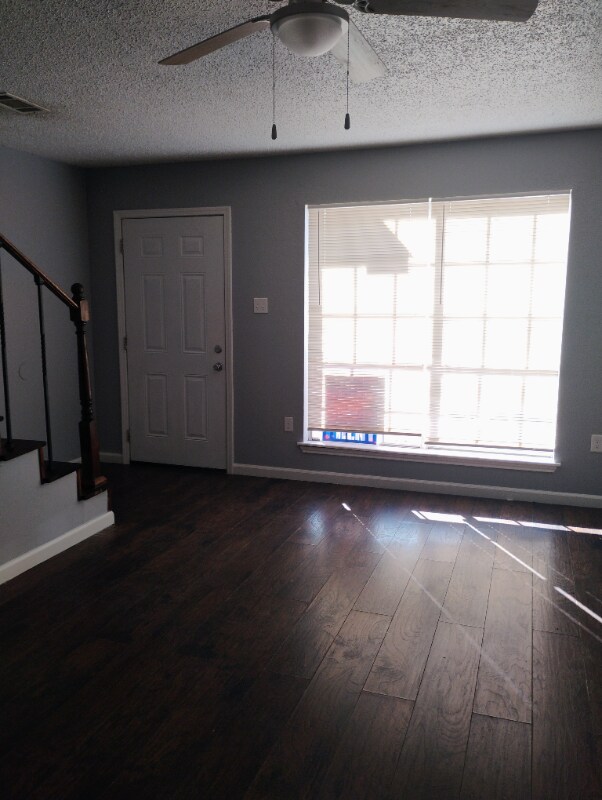 Foto del edificio - 12240 Jackson Rd