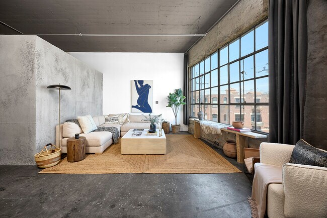 Foto del edificio - 1855 Industrial St