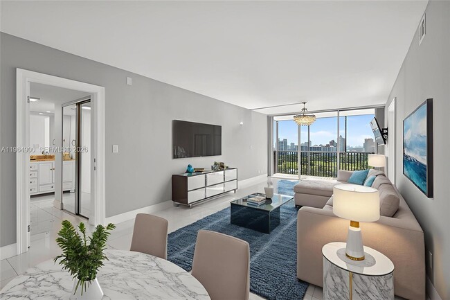 Building Photo - 20379 W Country Club Dr