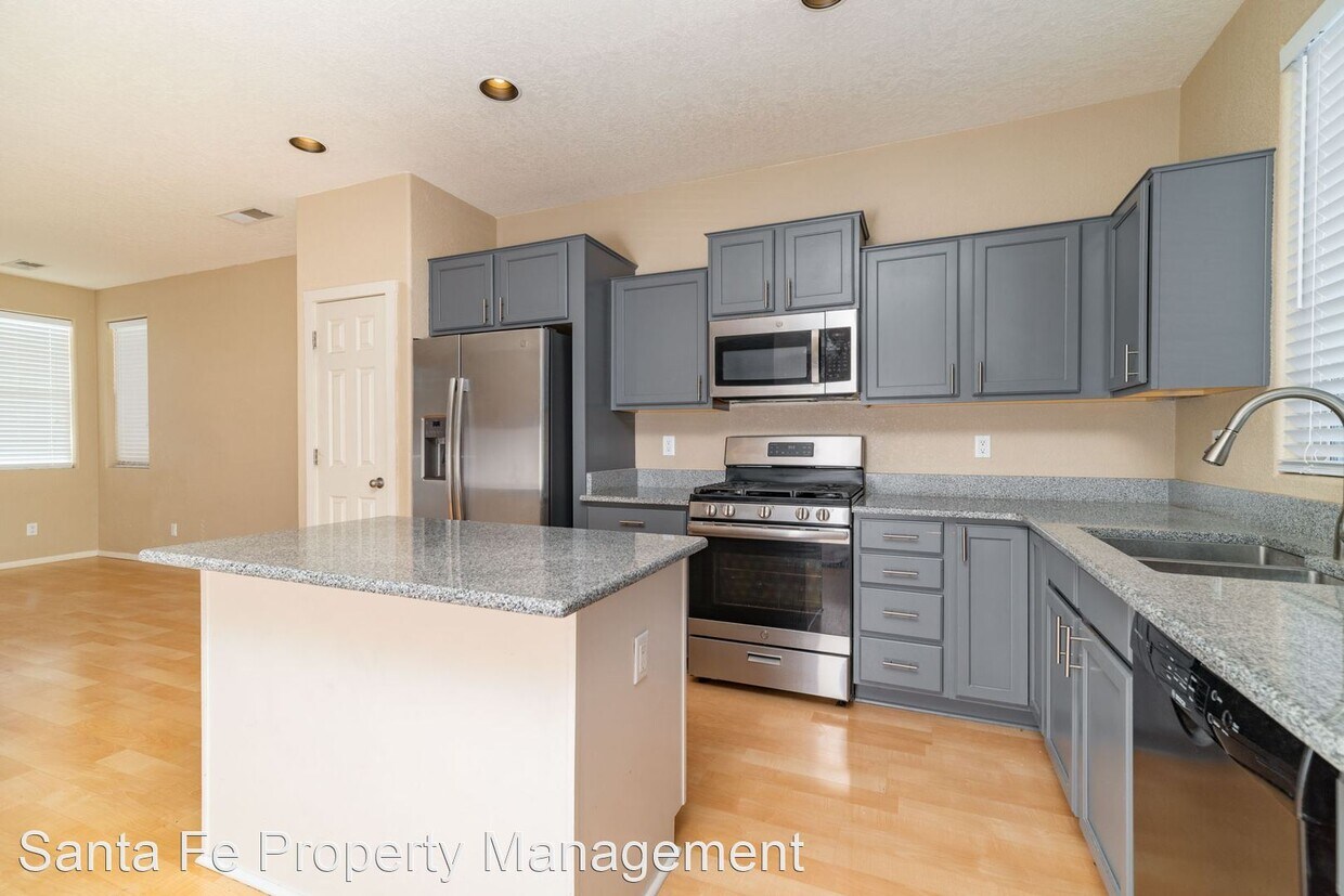 Primary Photo - 3 br, 2 bath House - 106 Rancho Viejo Blvd