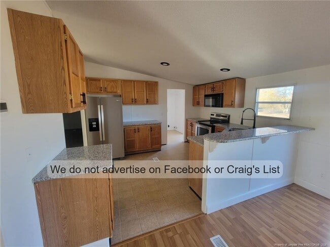 Foto del edificio - 910 Blue Rd