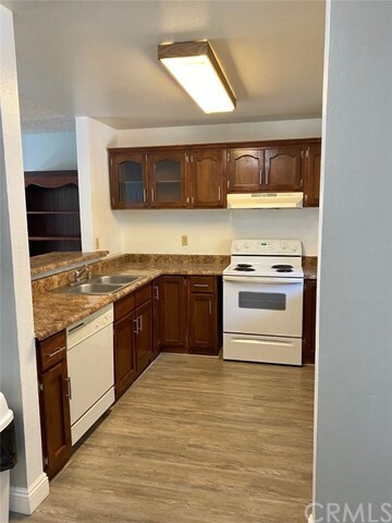 Building Photo - 7425 Charmant Dr