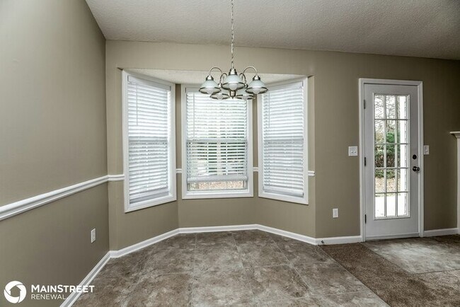 Building Photo - 831 Rosewood Circle, Jonesboro, GA 30238