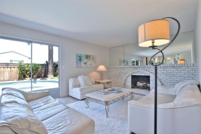 Foto del edificio - 4 br, 2.5 bath House - 809 Colleen Drive