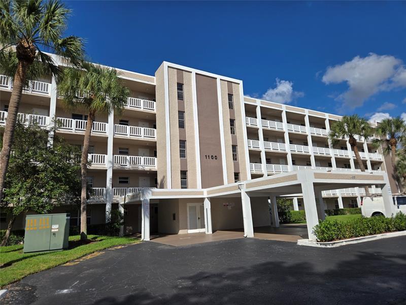 Foto principal - 1100 NW 87th Ave