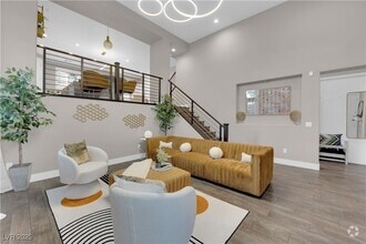 Building Photo - 41 Via Verso Lago