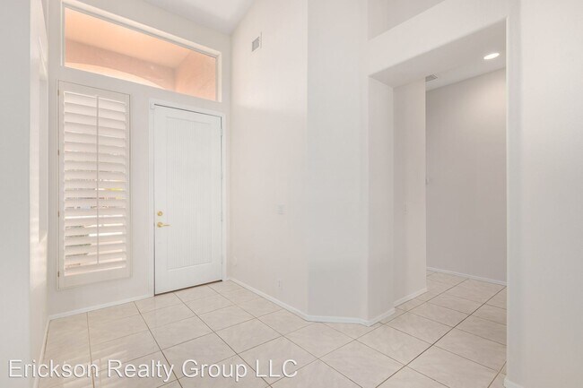 Building Photo - 4 br, 2.5 bath House - 1880 E Harrison Str...