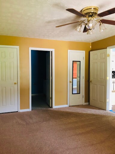 Building Photo - 5956 Bishop Dr