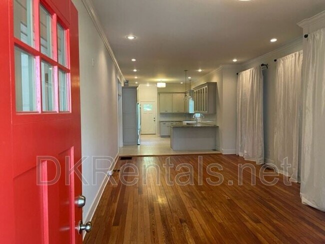 Foto del edificio - 1093 Kirkwood Ave SE