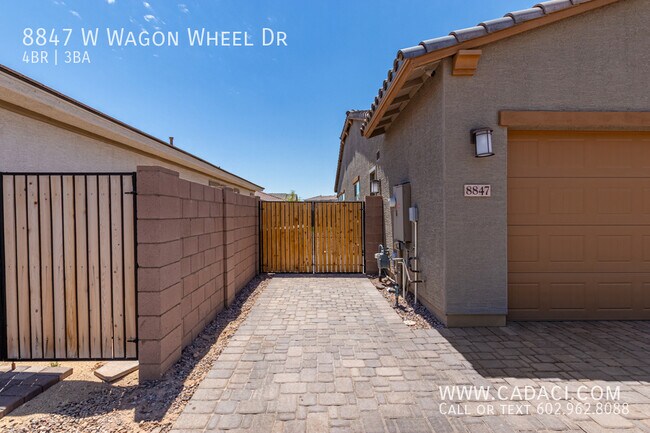 Building Photo - Rovey Park 4 bed 3 bath 4 car garage, RV Gate