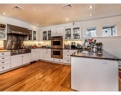 Foto del edificio - 65 Woodbine St