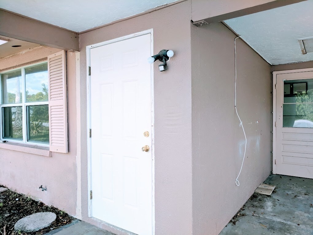 Foto principal - 8283 Pelican Rd