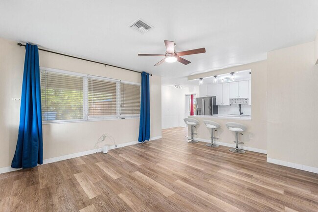 Foto del edificio - 4780 NE 8th Terrace