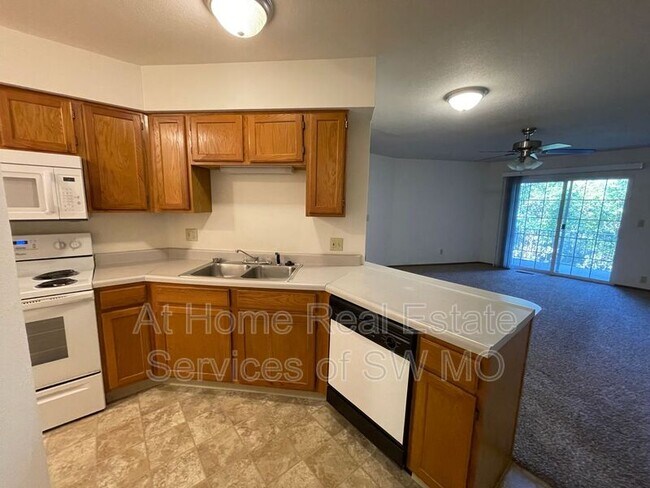 Foto del edificio - 885 N 22nd St