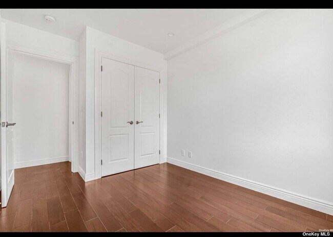 Foto del edificio - 926 129th St