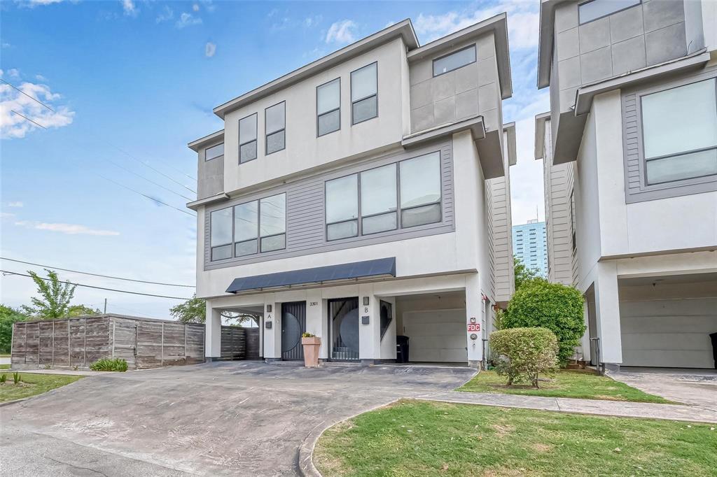 Foto principal - 2301 Camden Dr