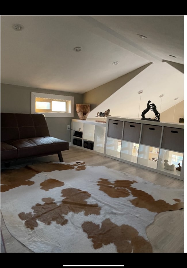 Loft - 35227 58th Ave S