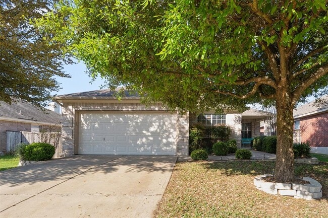 Building Photo - 4423 Meadowside Ln
