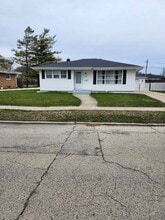 Building Photo - 2045 16th Ave
