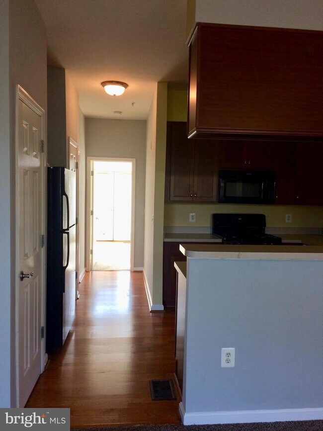 Foto del edificio - 1850 Cedar Cove Way