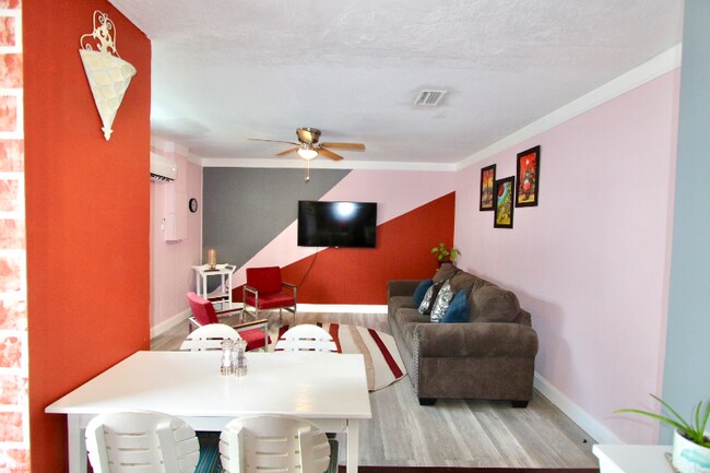 Foto del edificio - 1409 Oakhaven Dr