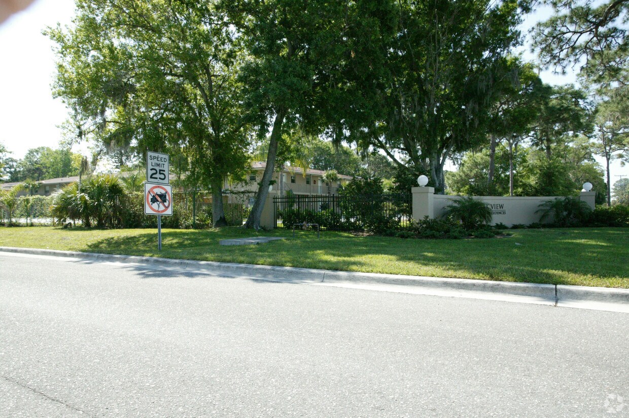 Foto del edificio - Park View Condominiums