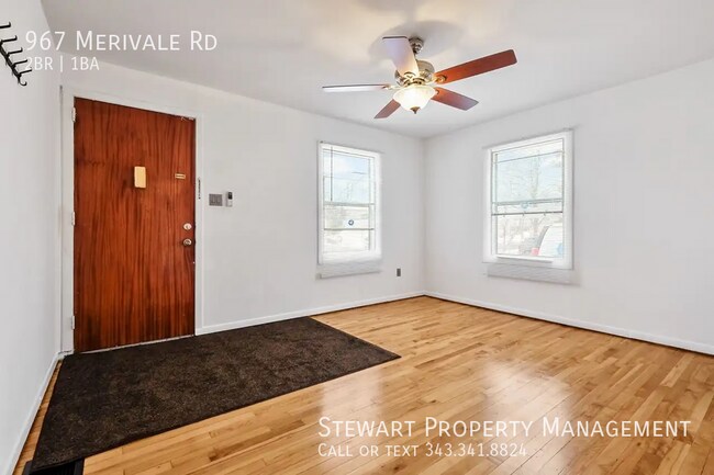 Photo du bâtiment - 967 Merivale Rd