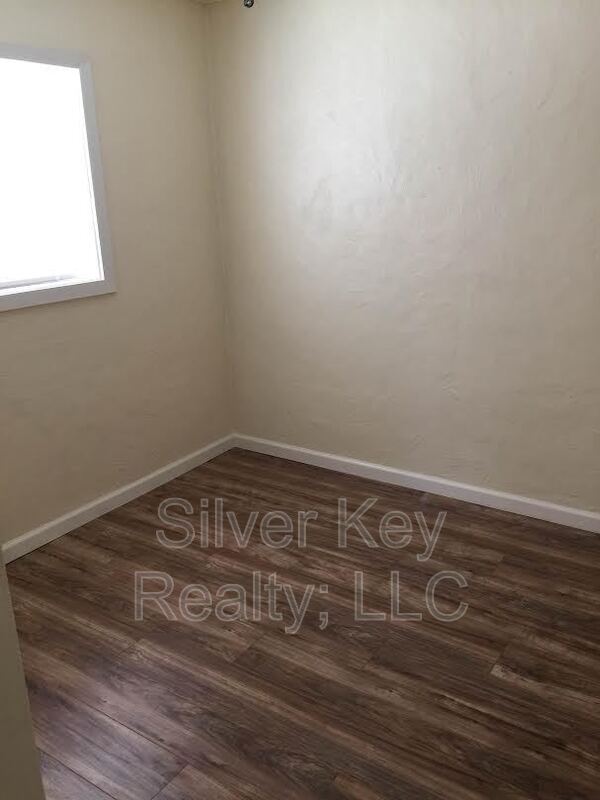 Building Photo - 1432 Niles Ferry Rd