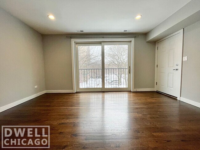 Foto del edificio - 1356 N Cleveland Ave