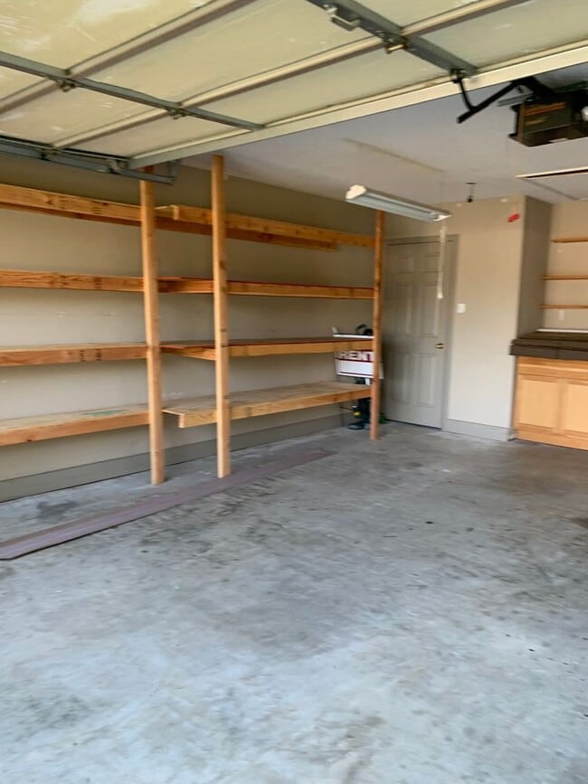 Building Photo - 3bed/2bath Home with Fenced Backyard in Valley View Schools!!!!!!