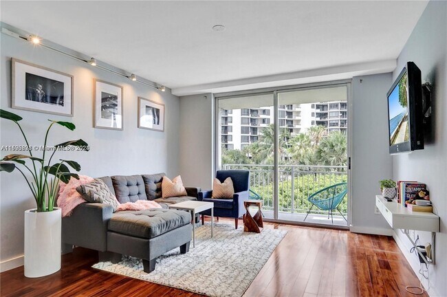 Building Photo - 770 Claughton Island Dr